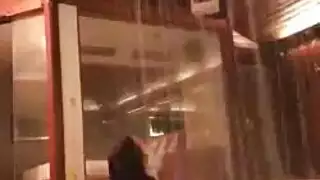 شرج عفوي مع المدلكة المثيرة الشقراء ميليندا