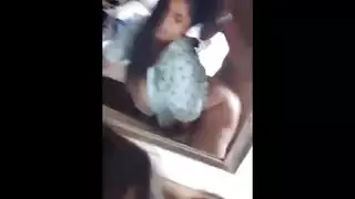 فحل زنجي وتصؤخ منه وجع