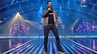 ممرضات تركييات عاهر يتنافسن في الرقص وينتهي بهن إلى جماع مزدوج قاسي