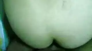 تنزيل سكس مصري راجل زانق جارته في حمام بيته