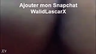 فتاة محجبة ممتلئة الصدر تحصل على سمرة عميقة وجماع عميق