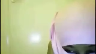 عارية بالكامل تحتها: مشهد حجاب الفتاة الصومالية إكس إكس إكس