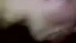 عاهرة سودانية في لندن تمت مليئها بالقذف في إباحية صريحة