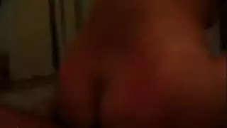 صور شرج قاسي وعمل فموي لعارضة ترانس