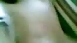 اختي تنتاك من عشيقها امامه