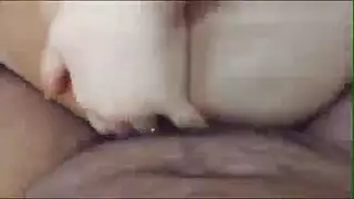 سكسي يلعب في كسه